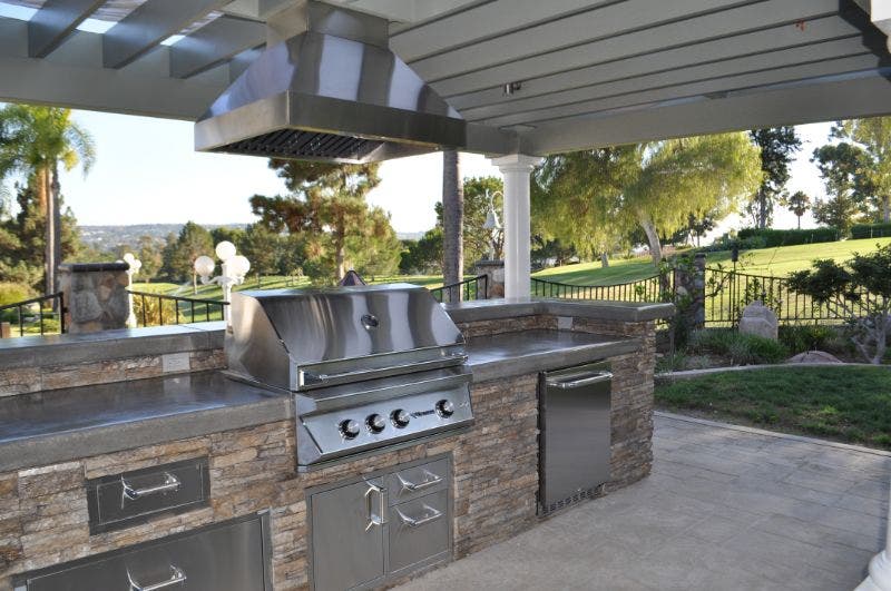 75+ Breathtaking Outdoor Kitchen Ideas (From the Pros) - Proline Range Hoods
