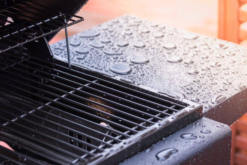 Can I grill in the rain? – Proline Range Hoods