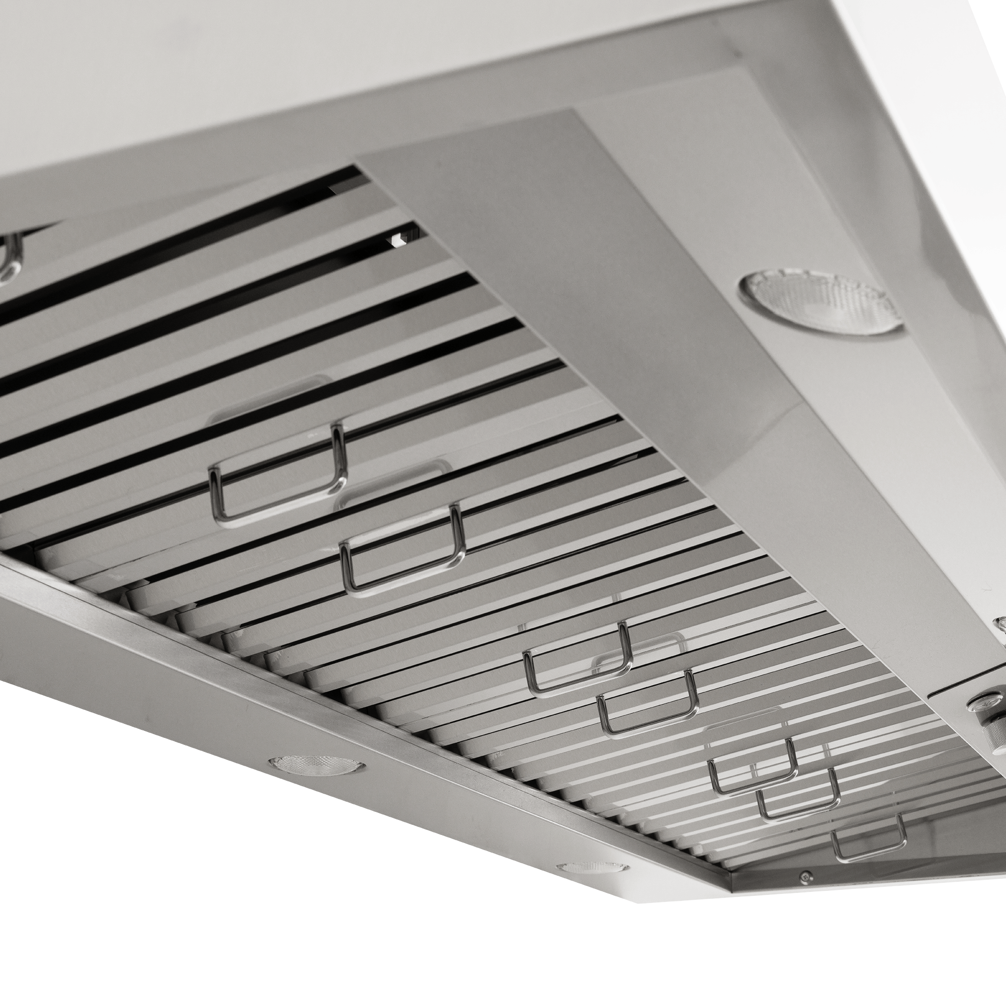 Close-up of Proline PLGW 104 HE wall hood, stainless finish, filters, lights, dual blower; ProlineRangeHoods.com.