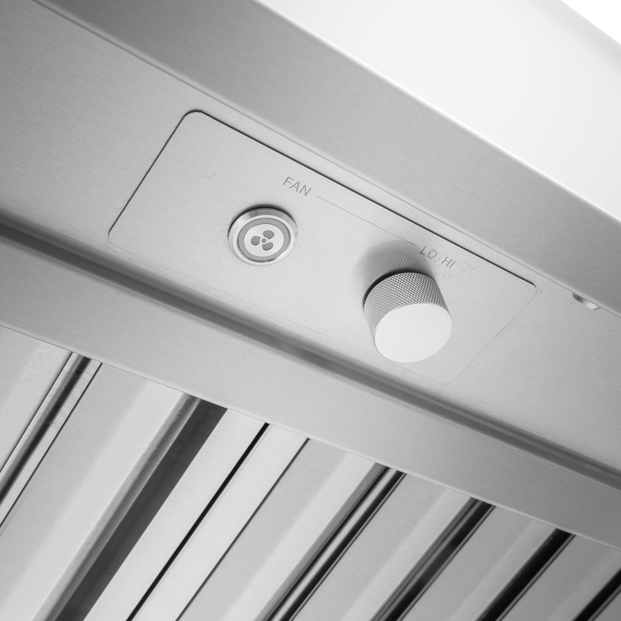 Stainless steel Proline Range Hoods PLGW BBQ ULTRA UC HE control panel with fan button and speed dial. ProlineRangeHoods.com.