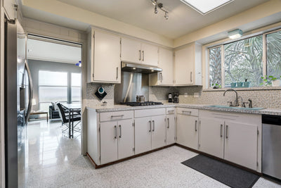 Customer kitchen with the Proline PLJW 185 - Slim Under-Cabinet Range Hood, 600 CFM | Convertible to Ductless, Stainless Steel