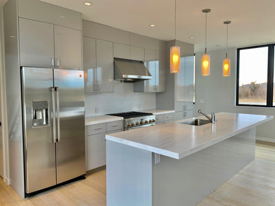 Customer kitchen with the Proline PLFW 832 - Under-Cabinet Range Hood, 1000/2000 CFM | Convertible to Ductless, Stainless Steel Finish