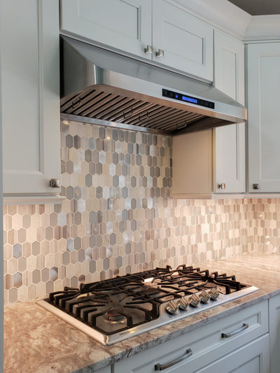 Customer kitchen with the PLJW 120 - Under Cabinet Range Hood, 900/1800 CFM | Stainless Steel, Convertible to Ductless