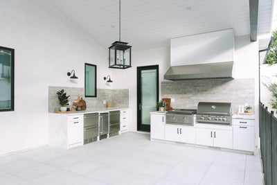 Customer kitchen with the Outdoor Vent Hood Exclusively for BBQ or Grilling, 2000 CFM, Thick 304 Stainless Steel | PLGW BBQ Ultra UC