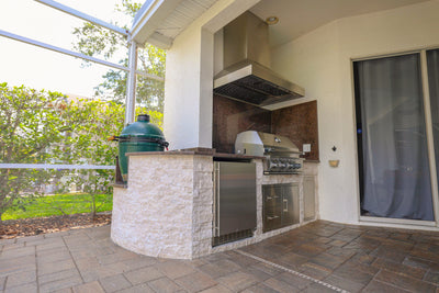 Customer kitchen with the Wall Mounted Range hood, Ducted, 2000 CFM, Thick 304 Stainless Steel | PLGW WC BBQ Ultra