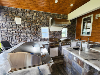 Customer kitchen with the Under-Cabinet Range hood, Ducted, 2000 CFM, Thick 304 Stainless Steel | PLGW BBQ Pro UC