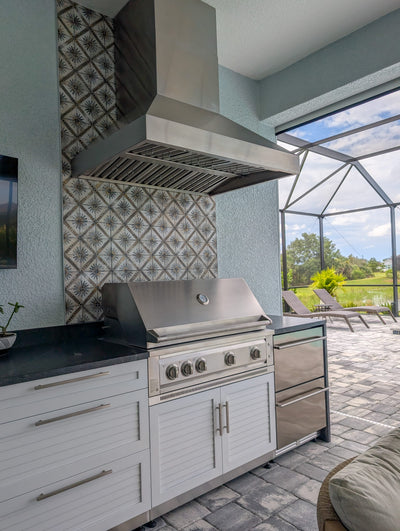 Customer kitchen with the Wall Mounted Range hood, Ducted, 2000 CFM, Thick 304 Stainless Steel | PLGW WC BBQ Ultra