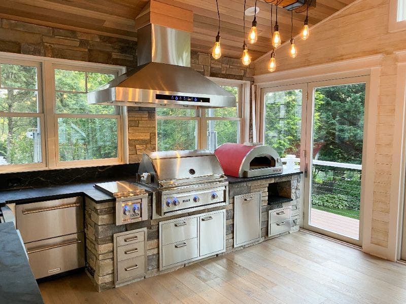 4 Types of Outdoor Pizza Ovens - Which is best for you? - Proline Range Hoods