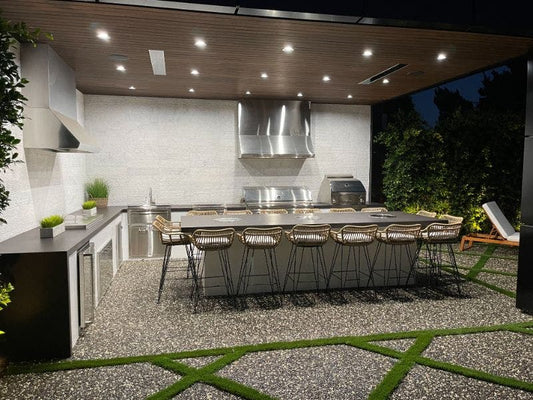 8 Outdoor Kitchen Layout Options (With Photos!) - Proline Range Hoods