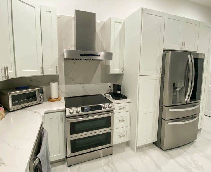 Do kitchen appliances have to match in color? - Proline Range Hoods