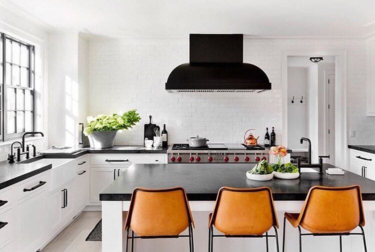 Hottest Black Vent Hood Trends! - Proline Range Hoods