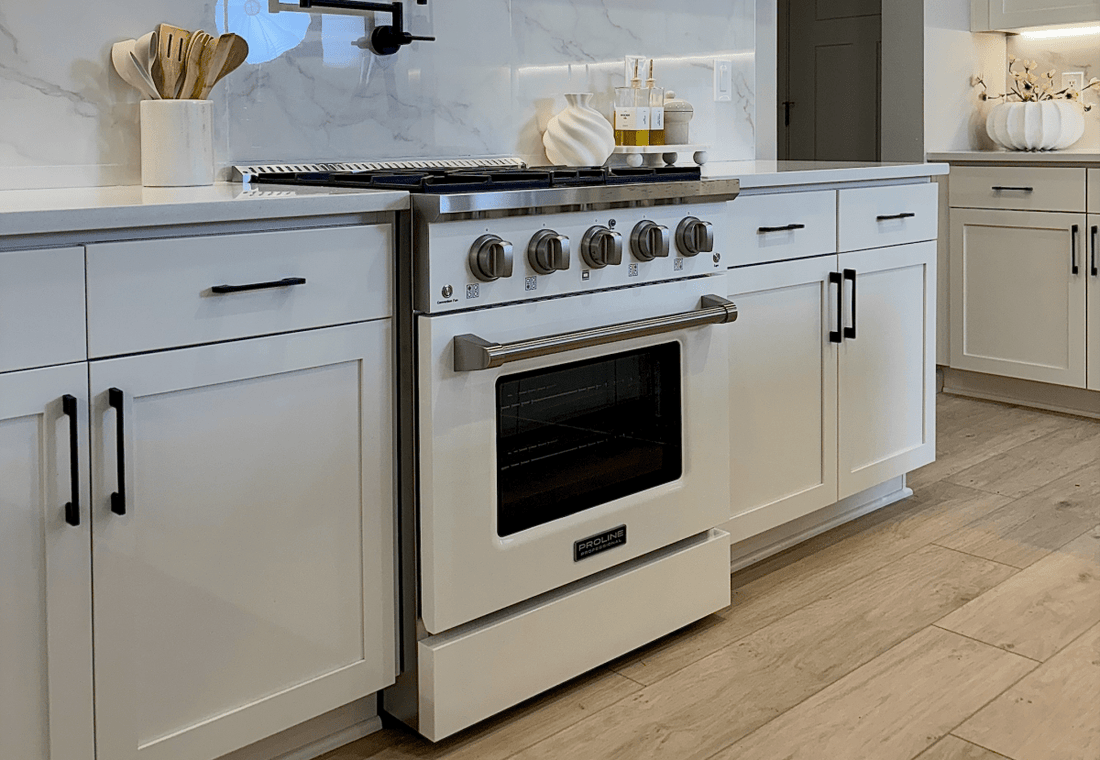 White Kitchen Range That Transforms your Kitchen - Proline Range Hoods