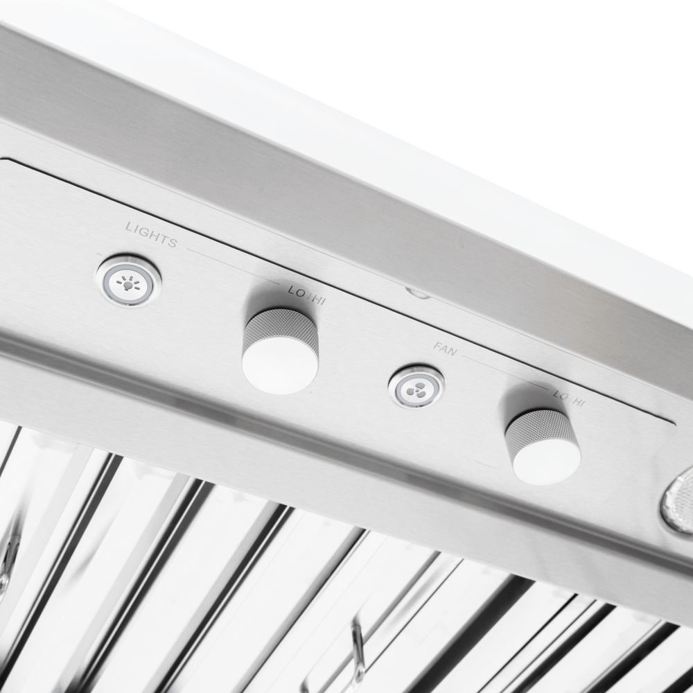 Close-up of Proline PLGI 104 HE Island Range Hood in stainless steel, 36″–60″ sizes. ProlineRangeHoods.com.