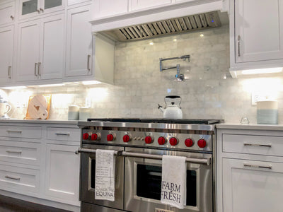 Customer kitchen with the Insert Range Hood, Ducted, 600 or 1200 CFM, Stainless Steel Finish| Proline PLJL INS