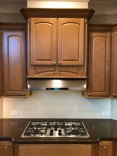 Customer kitchen with the Proline PLJW 117 - Under-Cabinet Range Hood, 900 CFM  Stainless Steel Finish