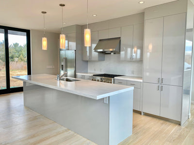 Customer kitchen with the Proline PLFW 832 - Under-Cabinet Range Hood, 1000/2000 CFM | Convertible to Ductless, Stainless Steel Finish