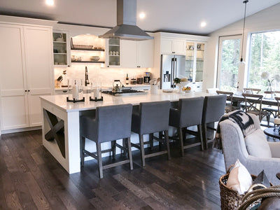 Customer kitchen with the Proline PLFI 520 - Ducted Island Range Hood, 600/1100 CFM | Stainless Steel Finish