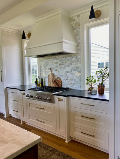 Customer kitchen with the Insert Range Hood for Custom Range Hoods, 1000 CFM, Stainless Steel Finish| Proline PLFL 832