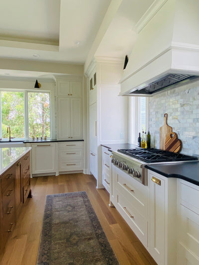 Customer kitchen with the Insert Range Hood for Custom Range Hoods, 1000 CFM, Stainless Steel Finish| Proline PLFL 832