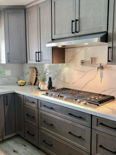 Customer kitchen with the Proline PLJW 185 - Slim Under-Cabinet Range Hood, 600 CFM | Convertible to Ductless, Stainless Steel