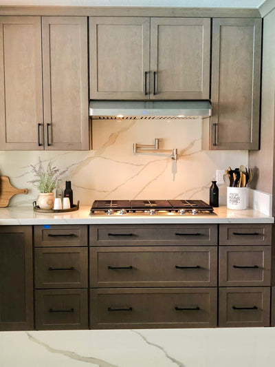 Customer kitchen with the Proline PLJW 185 - Slim Under-Cabinet Range Hood, 600 CFM | Convertible to Ductless, Stainless Steel