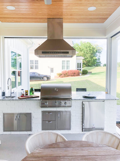 Customer kitchen with the Proline PLJI 102 - Island Range Hood, 1200 CFM | Stainless Steel, Outdoor Rated Finish Option