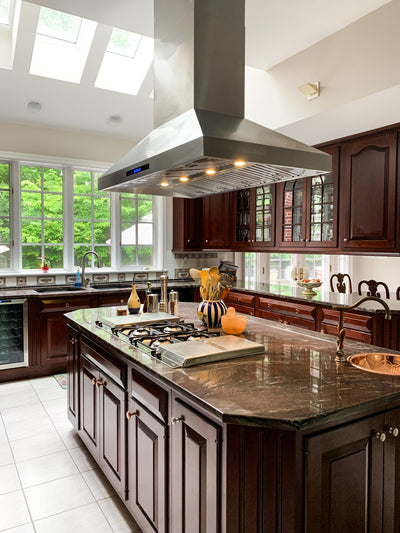 Customer kitchen with the Proline ProSI Ducted Island Range Hood, 900/1800 CFM | 430/304 Stainless Steel Finish