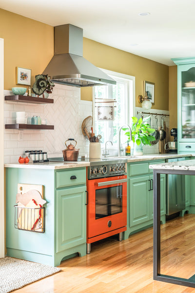 Customer kitchen with the Proline PLFW 129 J - Wall-Mounted Vent Hood, 900 CFM | Stainless Steel