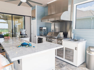 Customer kitchen with the Under-Cabinet Range hood, Ducted, 2000 CFM, Thick 304 Stainless Steel | PLGW BBQ Pro UC