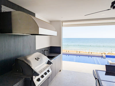Customer kitchen with the Under-Cabinet Range hood, Ducted, 2000 CFM, Thick 304 Stainless Steel | PLGW BBQ Pro UC