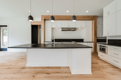 Customer kitchen with the PLJW 120 - Under Cabinet Range Hood, 900/1800 CFM | Stainless Steel, Convertible to Ductless