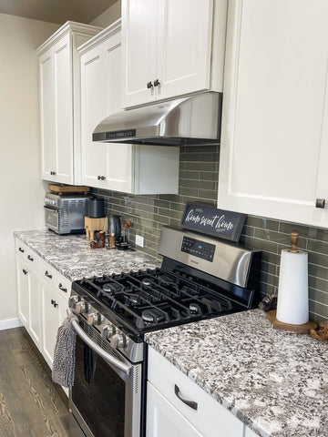 Proline PLJW 117 - Under-Cabinet Range Hood, 900 CFM | Convertible to Ductless, Stainless Steel Finish